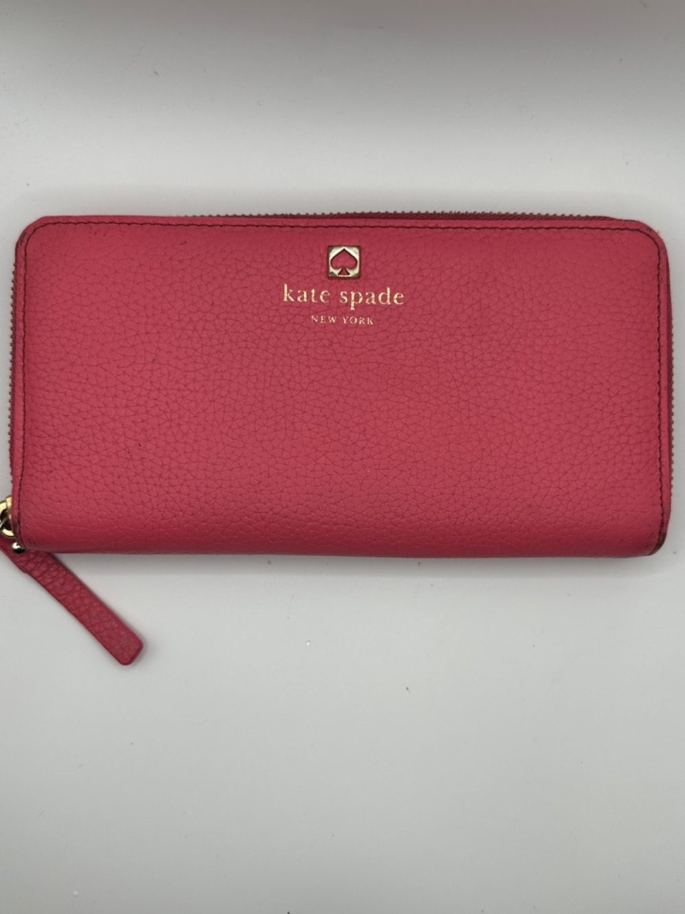 Kate Spade New York Large Zip Around wallet